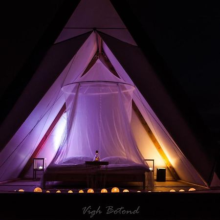 Lupa Tent Budakalász Exteriör bild