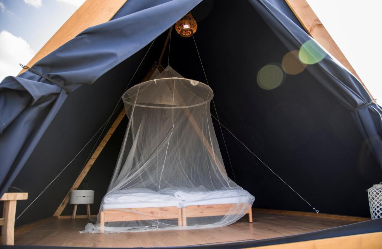 Lupa Tent Budakalász Exteriör bild
